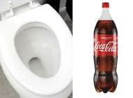 Cách thông tắc bồn cầu nhanh nhất bằng Coca cola