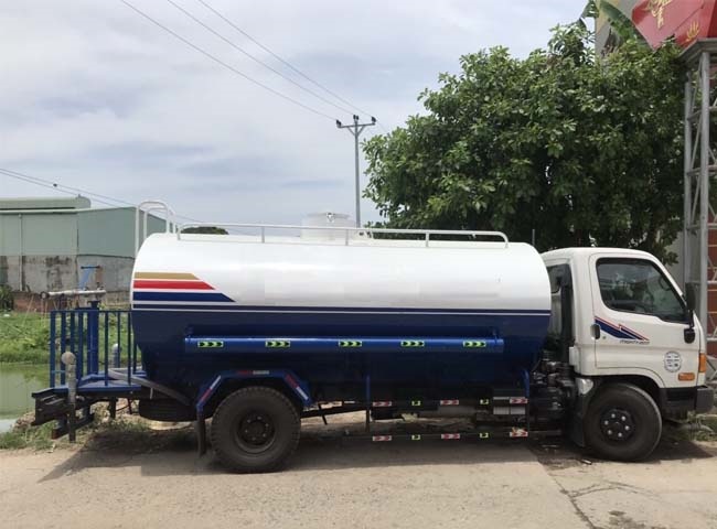 Dịch vụ cho thuê xe bồn chở bùn vi sinh TPHCM có ưu điểm