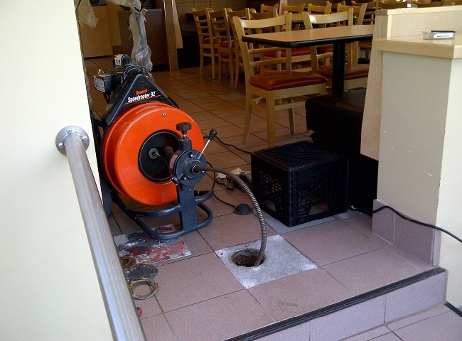 Giá thông cống nghẹt quận 6 của Lộc Phát cực kỳ uy tín