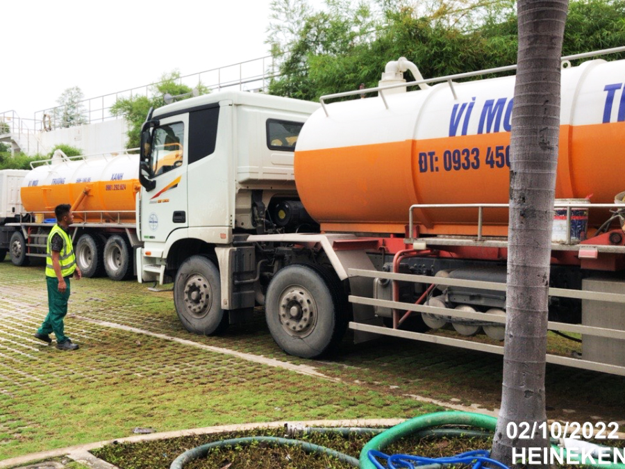 Dịch vụ thu gom b&ugrave;n thải c&ocirc;ng nghiệp đưa ra cam kết về chất lượng dịch vụ