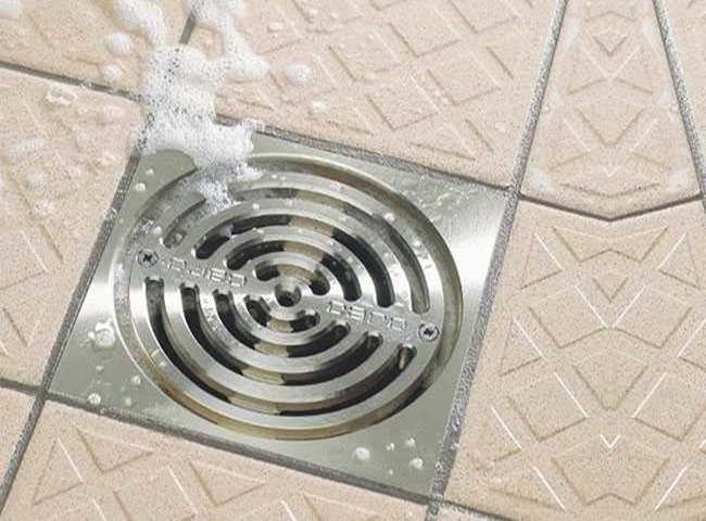 C&aacute;ch khắc phục cống bị tr&agrave;o ngược nước đơn giản hiệu quả