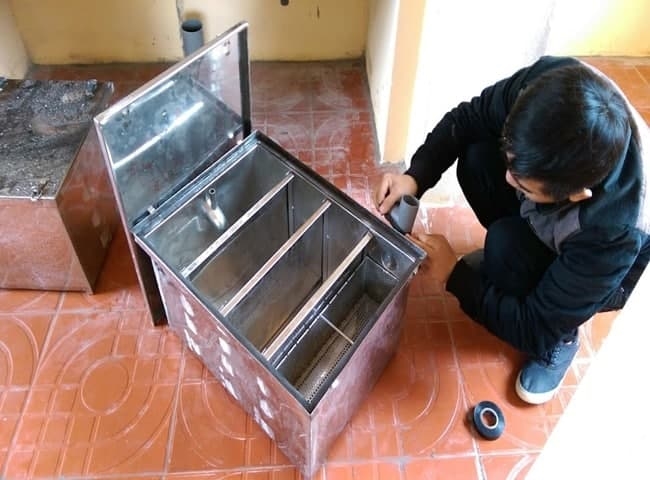 Sử dụng phương ph&aacute;p t&aacute;ch mỡ thủ c&ocirc;ng