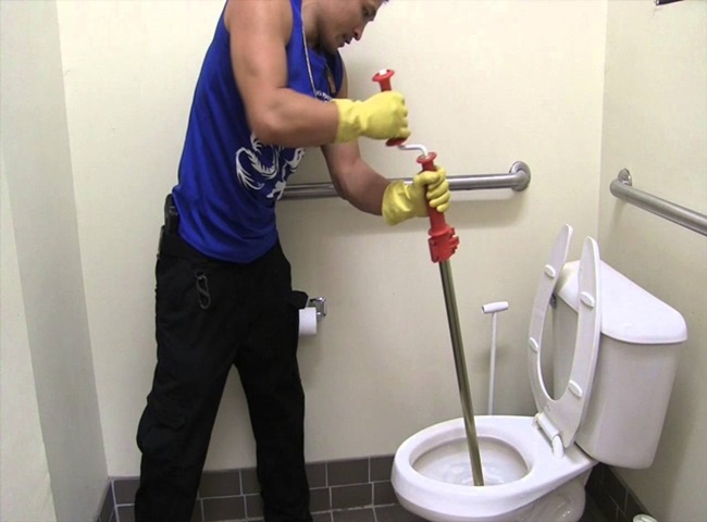 Nên sử dụng dịch vụ thông cống nghẹt huyện Cần Giờ định kỳ, thường xuyên